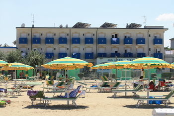 Hotel Diana Viserbella di Rimini Exteriör bild