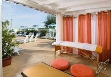 Hotel Diana Viserbella di Rimini Exteriör bild