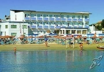 Hotel Diana Viserbella di Rimini Exteriör bild